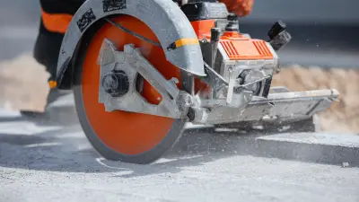 How to Effectively Use an Oscillating Masonry Saw for Precision Cutting